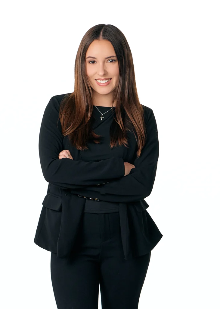 Photo of Ashley Munkirs standing